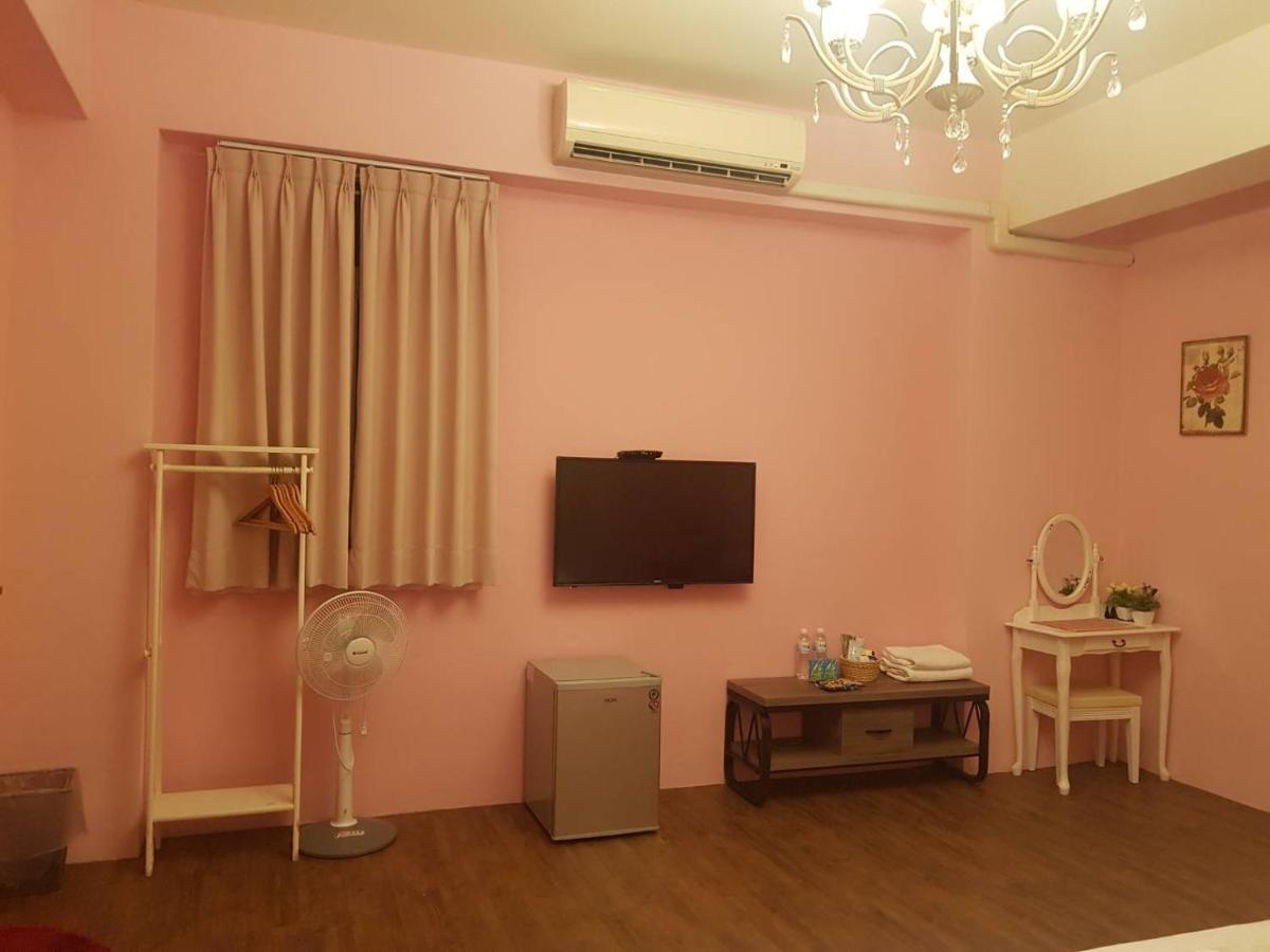 Baby Pig B&B Taitung Exterior photo
